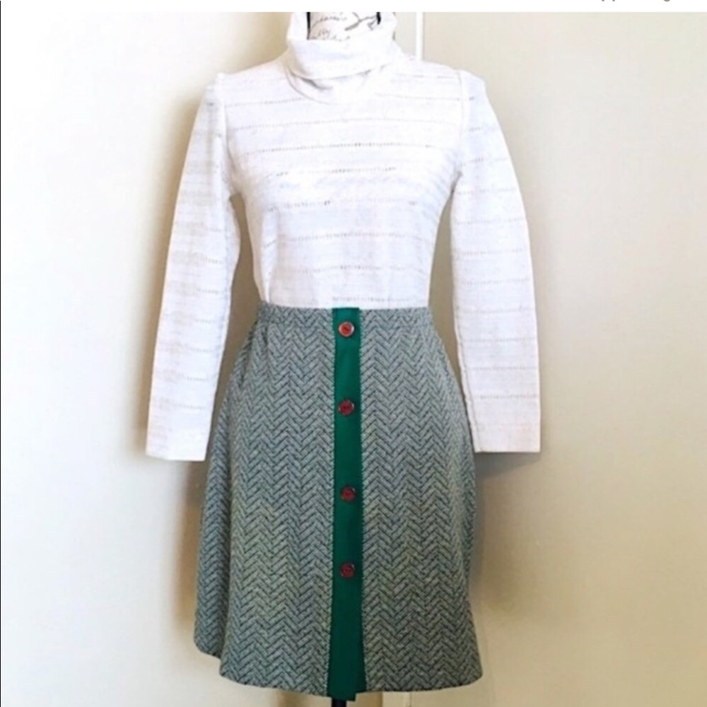 Vintage 70s Mod Festive Knit Mini Skirt